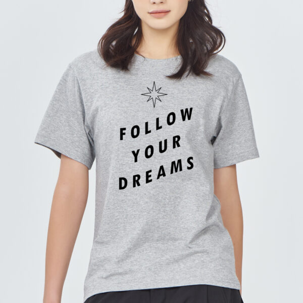 Tech T-Shirt for Peak Performance - A versatile option for sports enthusiasts and casual wearers alike. - Image 2