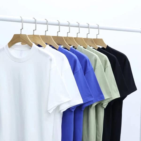 Tech T-Shirt for Peak Performance - Blends function and style for a sleek, modern look. - Image 4