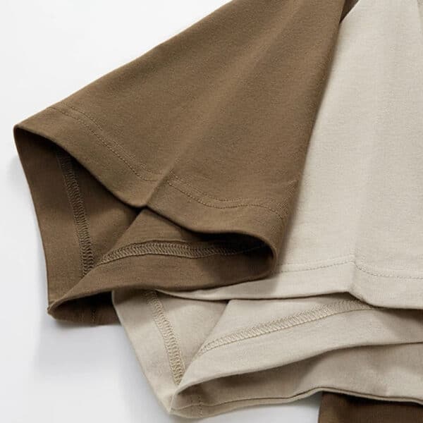 Tech T-Shirt for Peak Performance - Achieve peak performance while staying stylish and comfortable. - Image 3